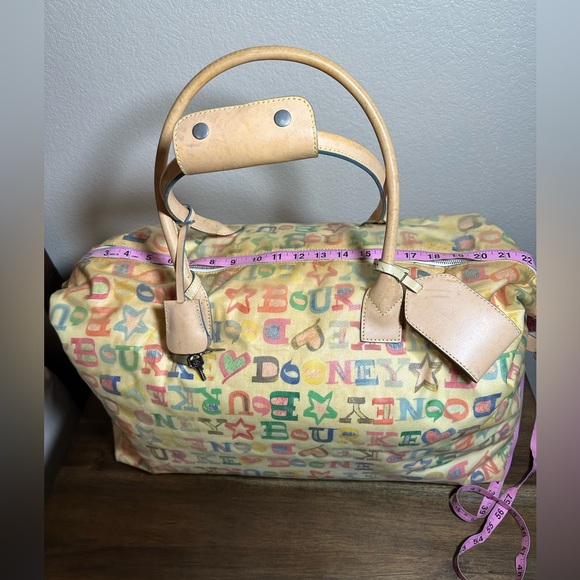 Dooney & Bourke Vintage travel bag. - Picture 15 of 16